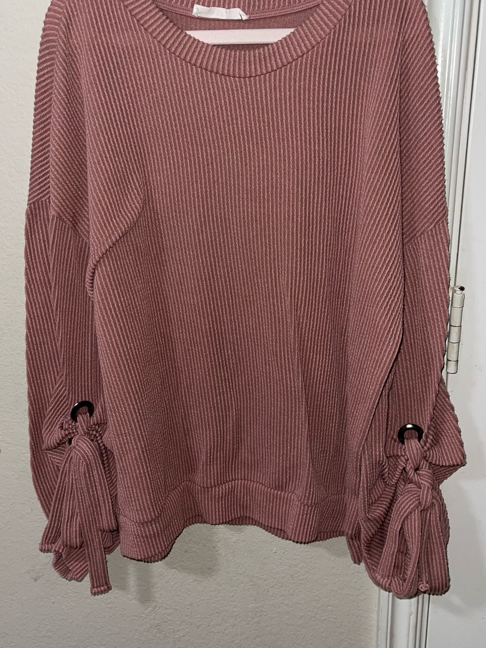 Lush Ribbed Long-Sleeve Sweatshirt with Tie Sleeve Detail - Dusty Rose